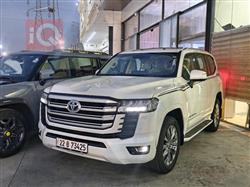 تويوتا لاندكروزر